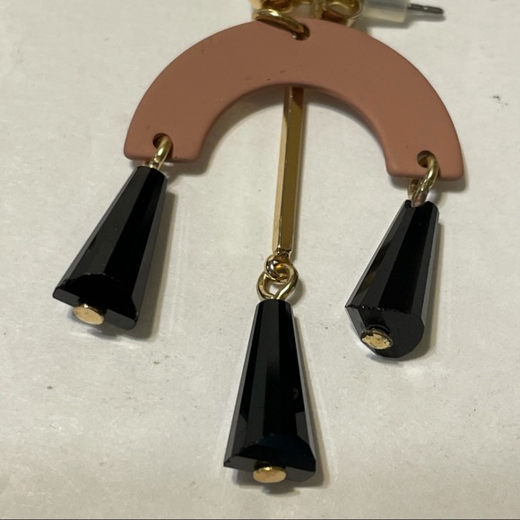 gold tone mauve rainbow half  chandelier earrings - Picture 4 of 5